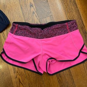 Lululemon Size 6 Speed Up Shorts